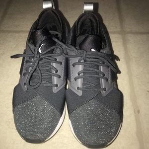 Puma Sneakers (Grey)